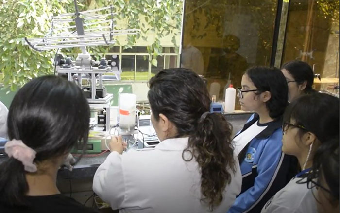 Solo el 33,36 % de personas dedicadas a la ciencia en el Perú son mujeres